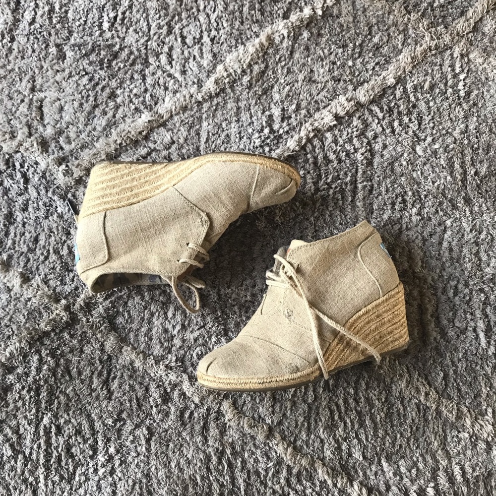 Toms burlap wedge
